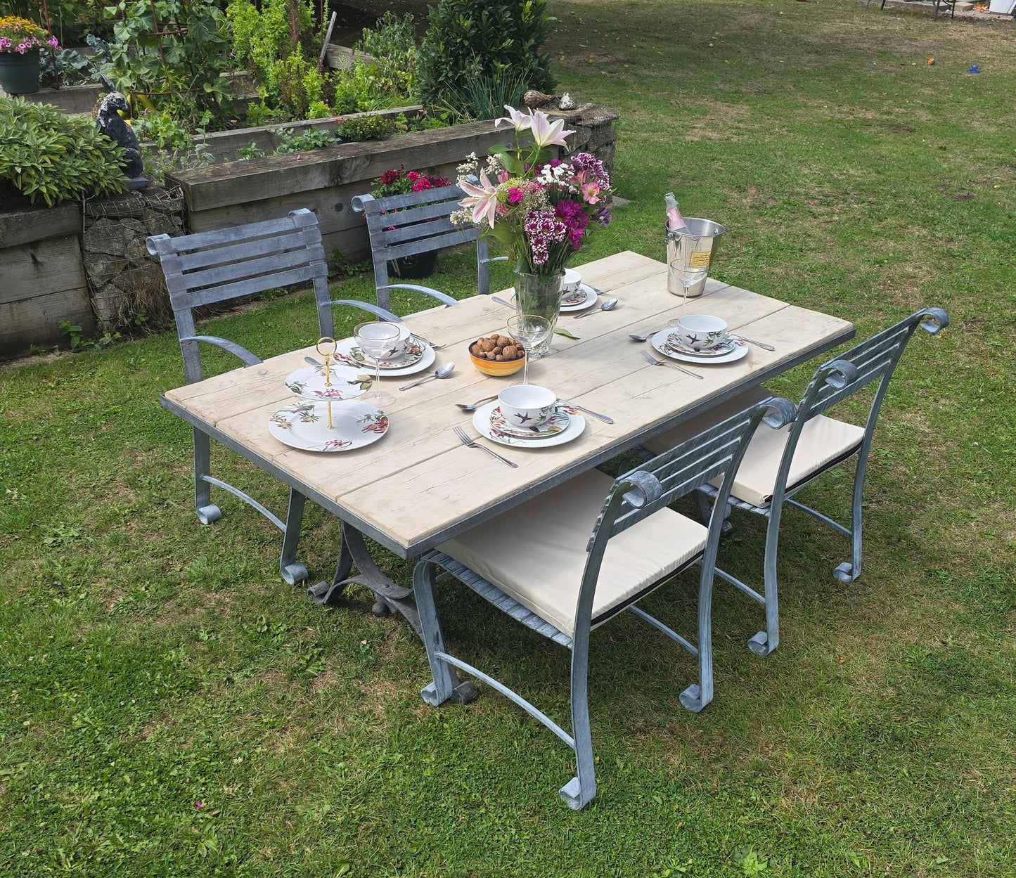 Bibury Dining Table Set